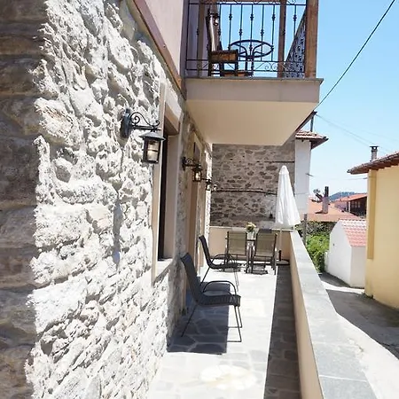 Holiday home Giota *